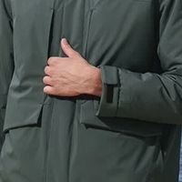 诺帝卡鸭绒羽绒服，轻盈保暖，冬日通勤新选择