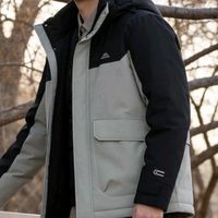 海澜之家羽绒服轻盈保暖，通勤路上不再冷