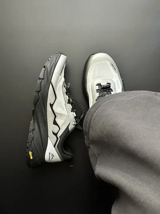 长期主义|黑银色系徒步鞋毫无抵抗力