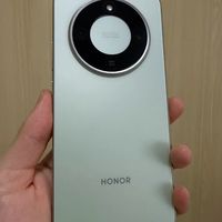 荣耀X80要来了，对比X70升级变化挺明显，是否值得买还的看价格！