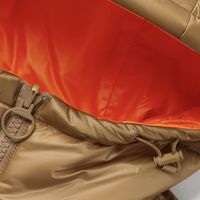 穿衣长期主义党｜一件贵价羽绒服，我能穿到天荒地老