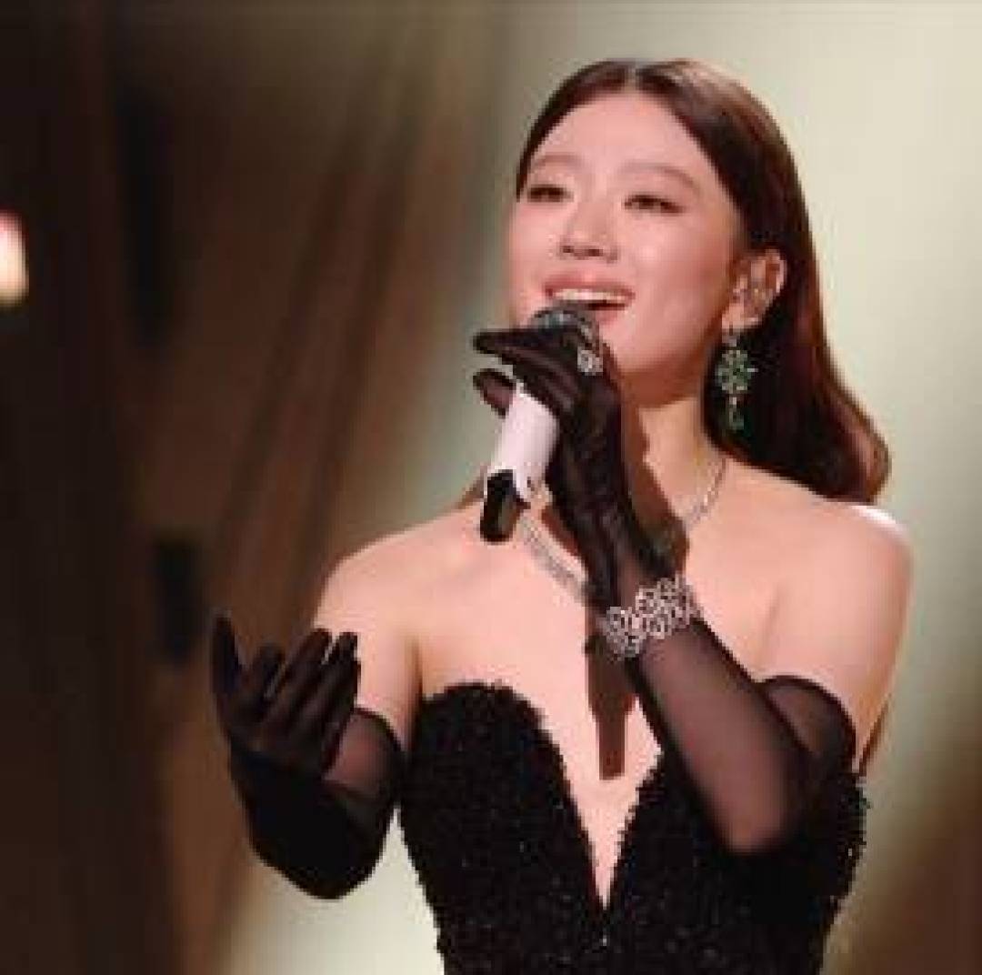 从争议到深度契合,单依纯与香奈儿的双向奔赴范本
