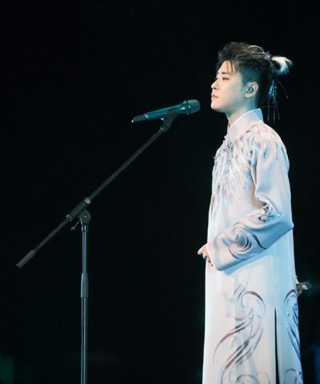 从曲艺到绿海:张云雷演唱会,一场精心打造的双向奔赴