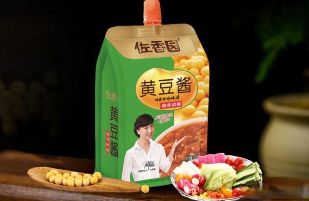 闫学晶一句话代价惨重,代言品牌全线停产只为换包装