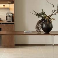 源氏木语黑胡桃木销售TOP1，携手电影《马腾你别走》共叙时光故事