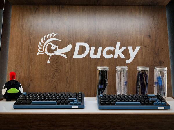 Ducky 吉利鸭 CES 2026 展出键盘新品 OK-M、Strata 98/75、CUSHION 98