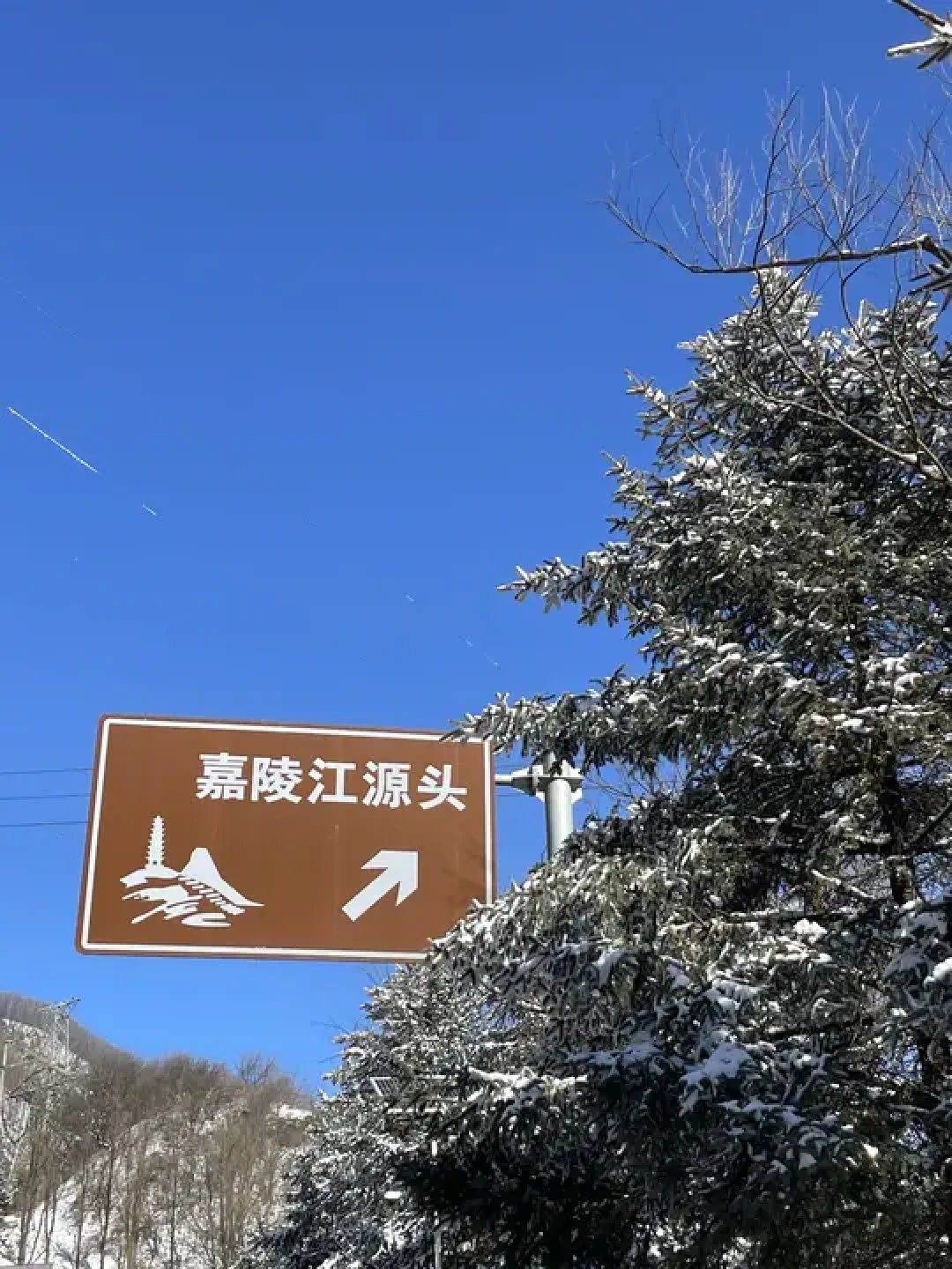 西安出发坐绿皮火车,人均十元闯进秦岭雪国