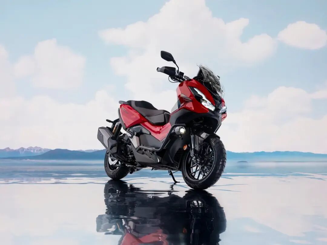本田NSS350与ADV350:同门对决如何选