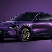 SU7 Ultra竞速红定制：是科技平权还是溢价陷阱？全网观点大PK