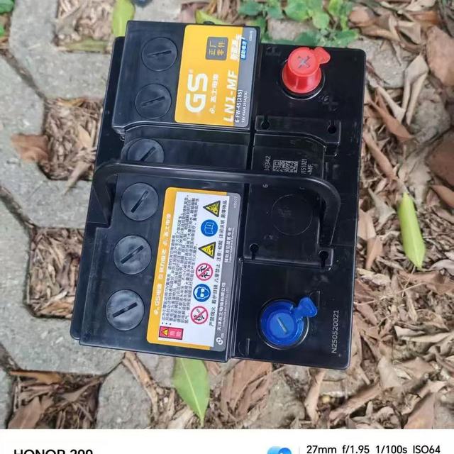 🚗双擎车主集合！谁懂混动车型选电瓶的痛？！