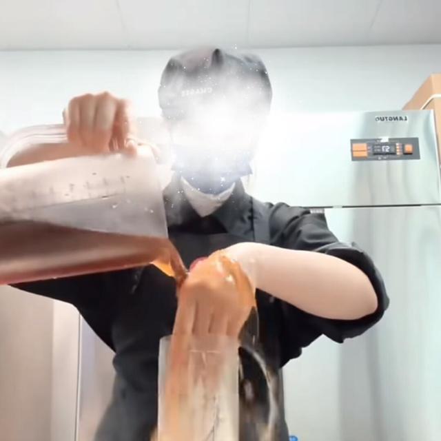 霸王茶姬就手打柠檬茶做出回应！