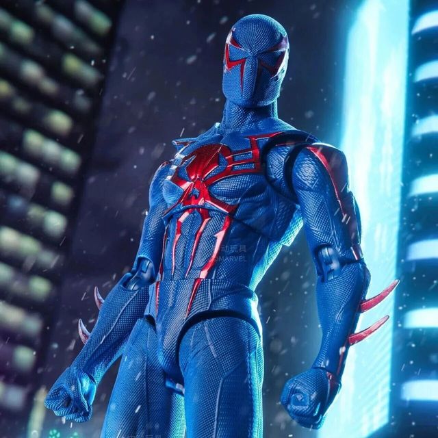 还原游戏经典！中动 蜘蛛侠 2099战衣