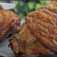 德式脆皮烤猪肘 vs 中式红烧肘子？58位用户真实体验告诉你答案