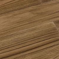 你的木地板保养油挑错了！频繁使用，地板越来越黏腻！