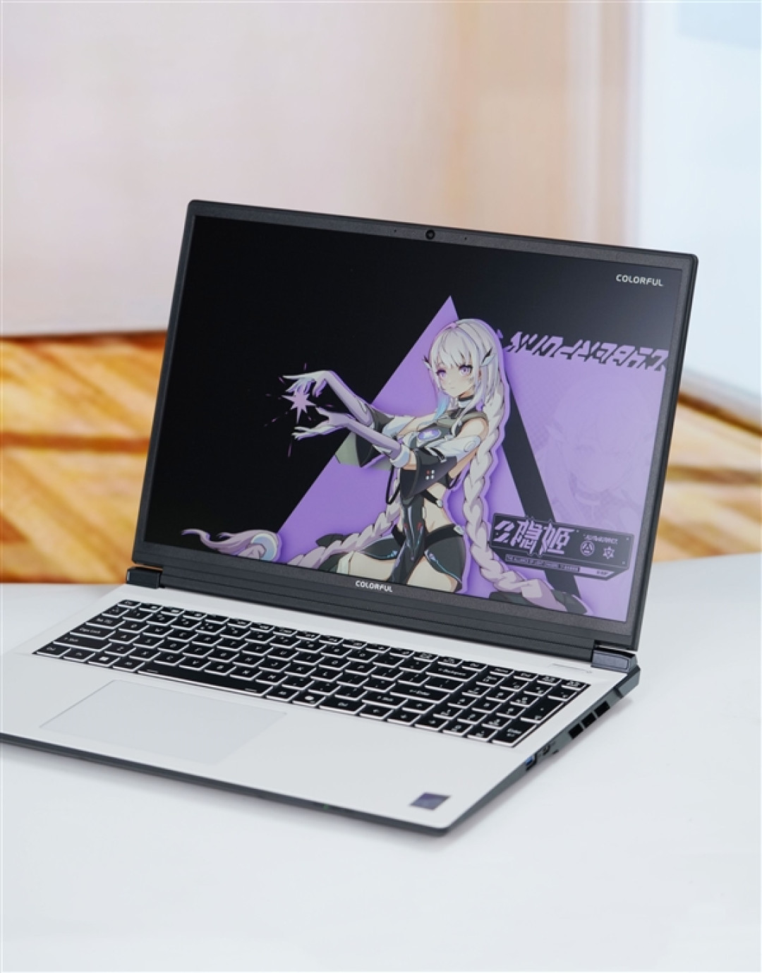 长江存储PC42Q SSD加持! 七彩虹隐星P16 Pro图赏
