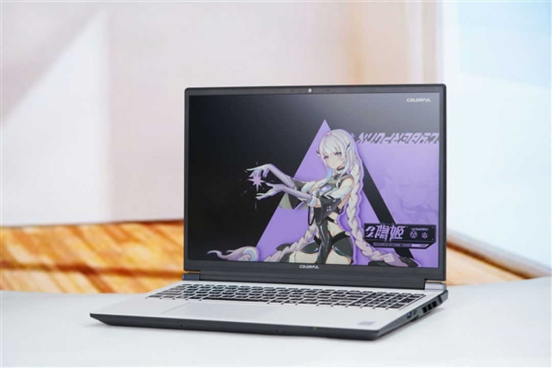 长江存储PC42Q SSD加持! 七彩虹隐星P16 Pro图赏
