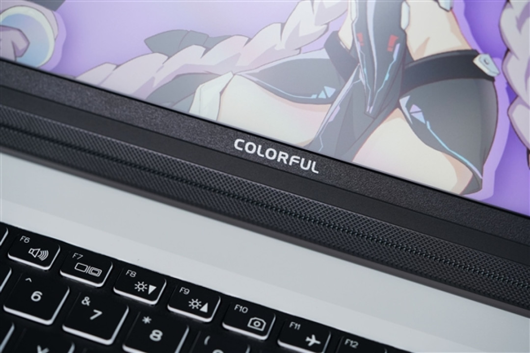 长江存储PC42Q SSD加持! 七彩虹隐星P16 Pro图赏