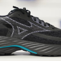 美津浓跑鞋真能兼顾通勤与户外运动吗？300+用户观点大PK