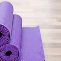 瑜伽垫选购避坑指南：厚度、材质怎么选才不打滑