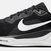 跑步鞋踩坑实录：3双热门款半年上脚体验，缓震/透气谁更靠谱