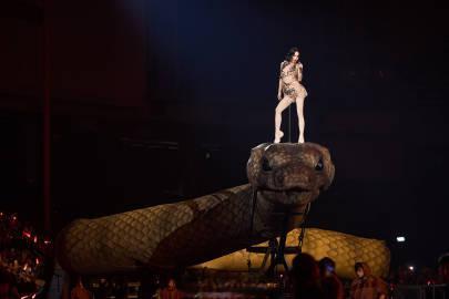 蔡依林演唱会巨亏7千万，2亿打造的舞台为何被举报？