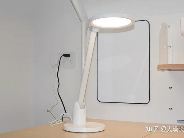 预算500，这几款台灯应该买哪款，或者说有没有更好的推荐？