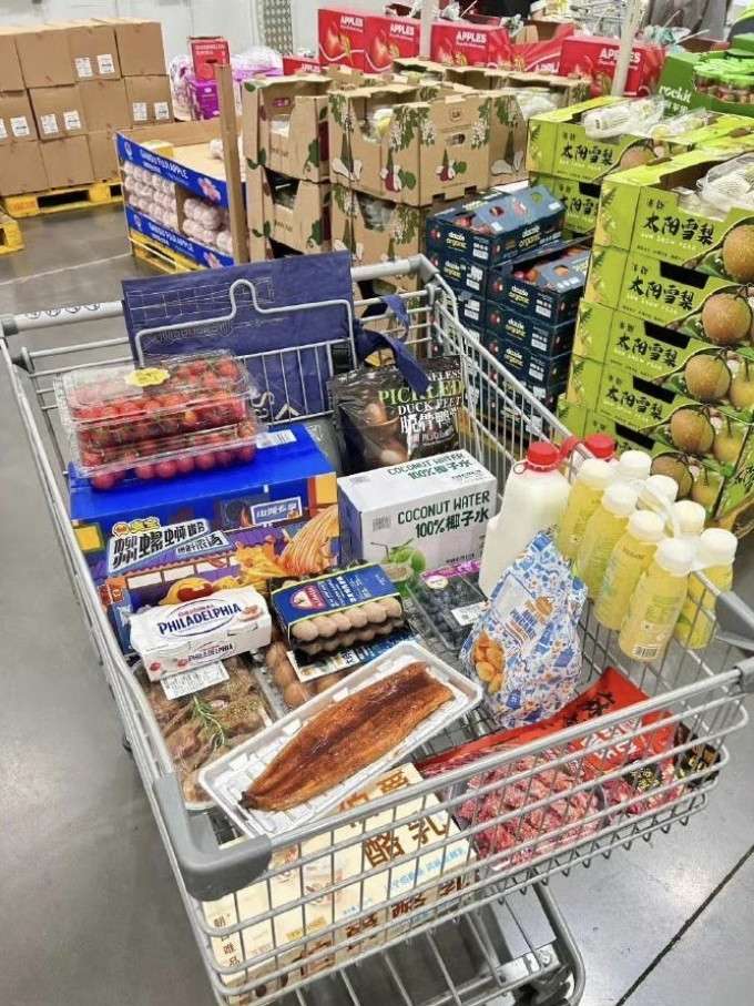 会员制仓储店饼干