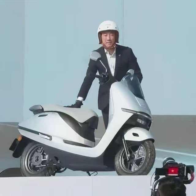 本田全新电动踏板Honda UC3发布！续航122公里！