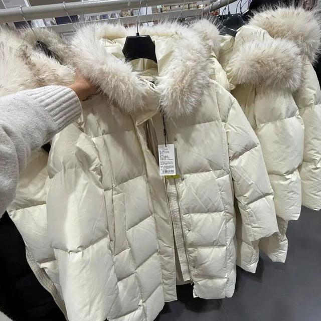 山姆超市的爆款羽绒服：值不值得买？内行人告诉你，性价比真的高