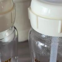 是谁还没有挑到合适的奶瓶👀｜送礼科学选舒婴防呛防胀气奶瓶