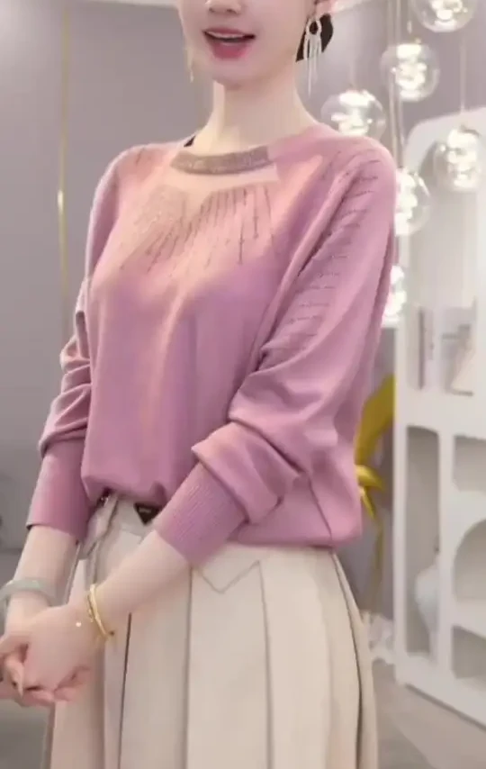 纯色简约休闲舒适大码韩版毛针织衫百搭上衣镂空领口气质高级毛衣#打底衫 #针织衫 #内搭外穿都好看 #穿出高级感 #穿出自信穿出美丽