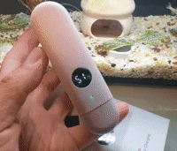 你见过有充电仓的充电宝吗？iWALK子母款胶囊充电宝让充电减负