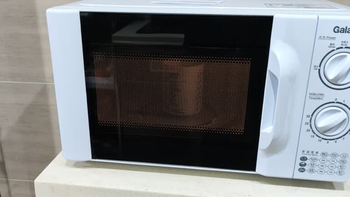 格兰仕D4W0变频微波炉：一级能效+双旋操作，小家庭刚需之选
