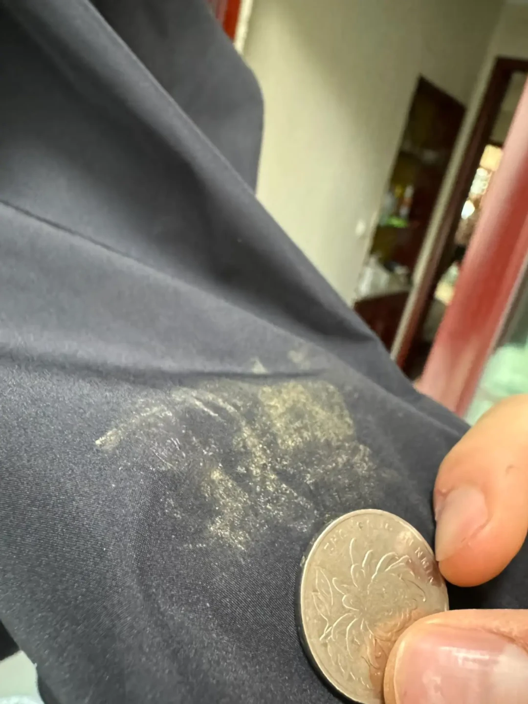 冲锋衣千万别机洗，教你一招局部清洁法