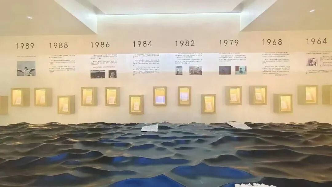 从过境站到诗城，德令哈的文旅突围启示