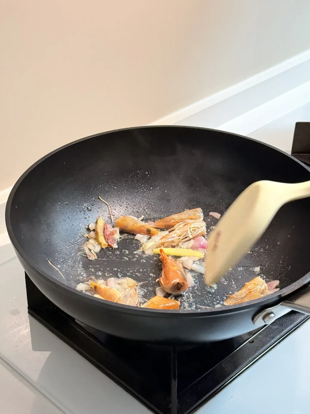 一碗鲜掉眉毛的泉州海鲜面