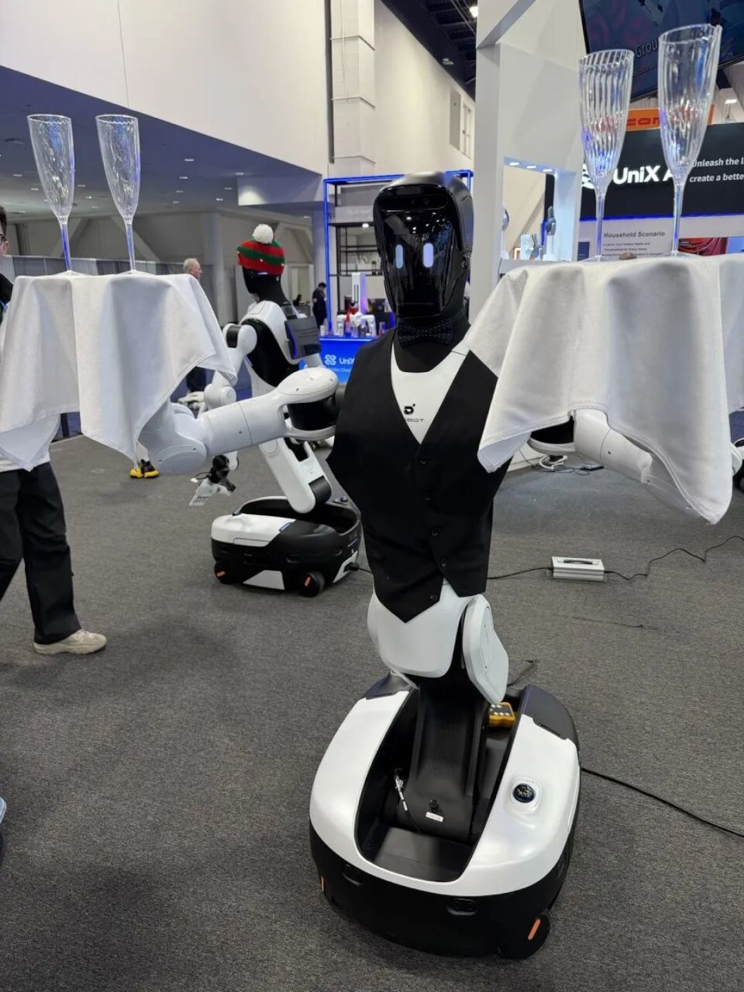 CES 2026人形机器人展:中国厂商主导全球新舞台