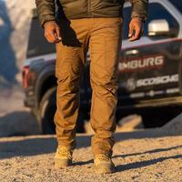 男生的衣柜里，总需要一条“万能神裤