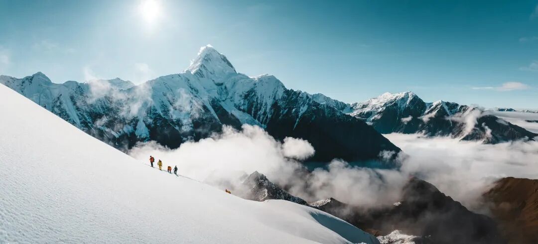 我们如何丈量与山的距离?