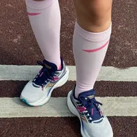 广马高温备战指南：醒狮参赛服与防晒装备实测