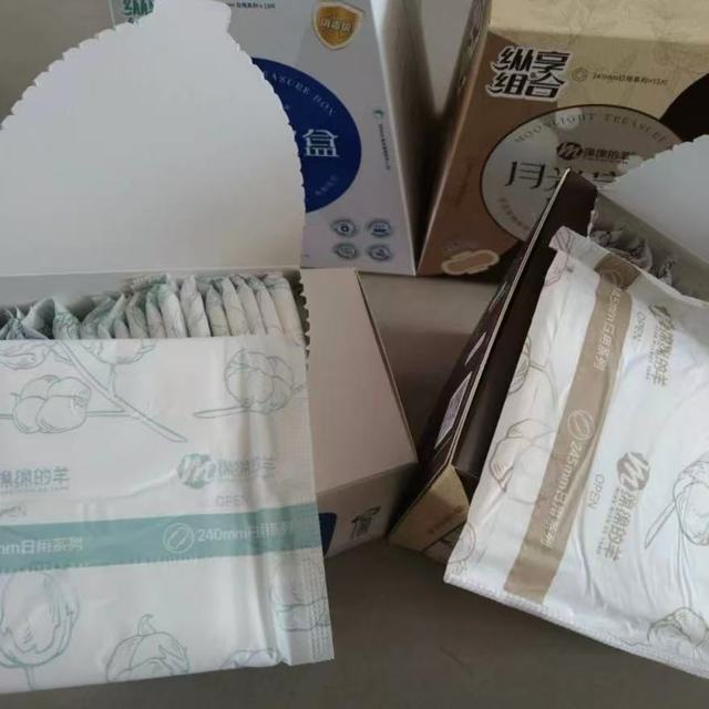 绵绵的羊消毒级卫生巾测评｜月光宝盒承包我经期所有安心✨
