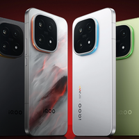 iQOO新机是“性能超长板”还是“堆料过剩”？全网用户观点大PK