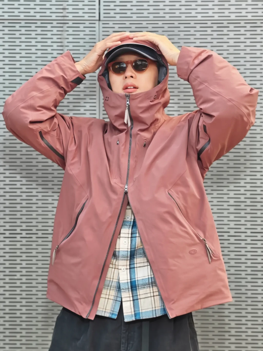 一件羽绒服搞定户外与日系街头风