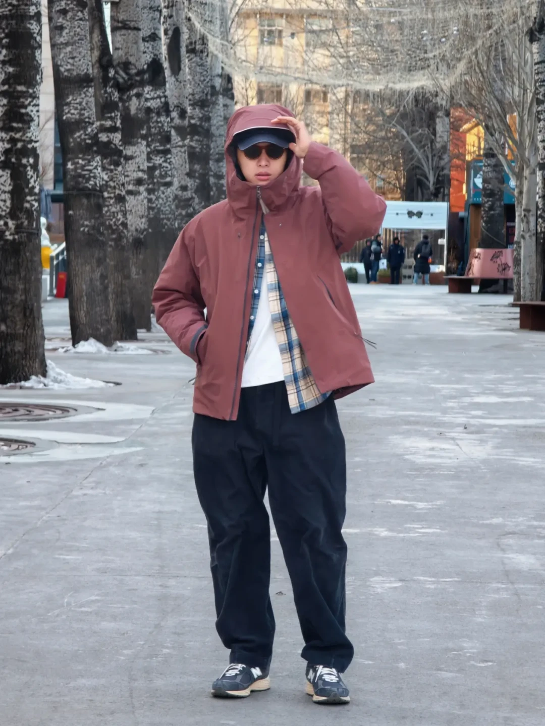 一件羽绒服搞定户外与日系街头风