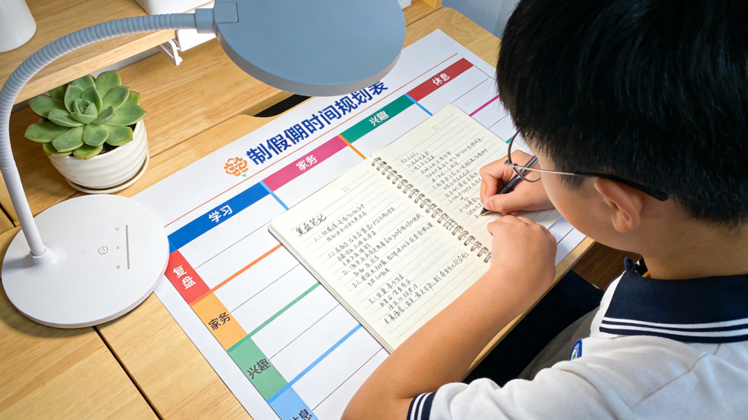 想让孩子有担当?试试这四个家庭实践