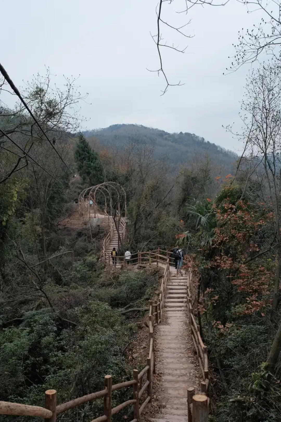 成都周边新开通人少景美徒步路线