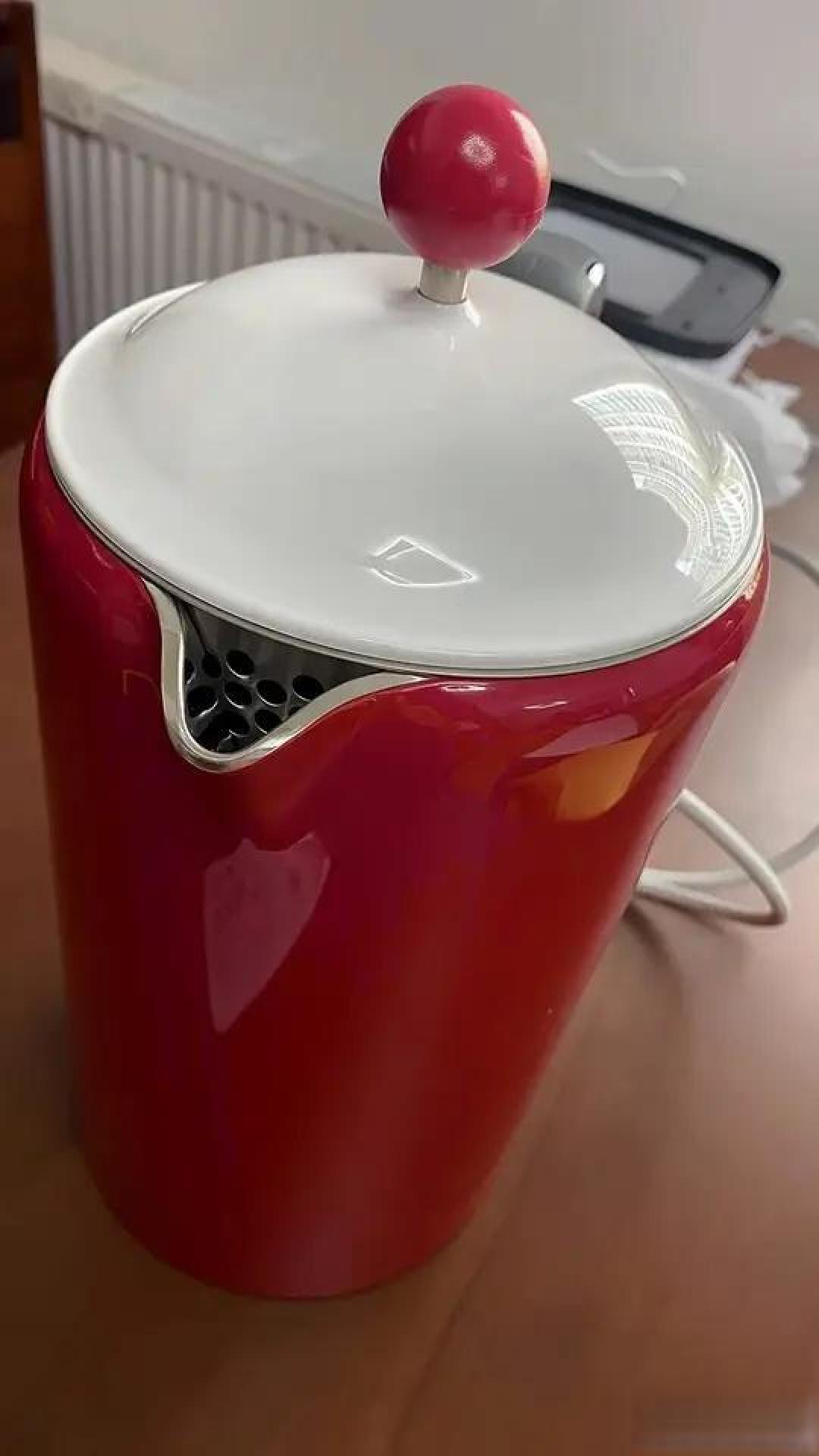 为什么没有保温电热水壶？技术与需求的博弈