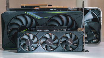 明明可以做小 非得把显卡做那么大是为何？