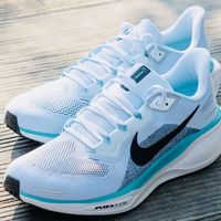 普通跑者需要为“脚感升级”频繁换跑鞋吗？1000+用户观点大PK