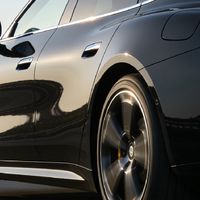 品牌生态与产销策略影响保值